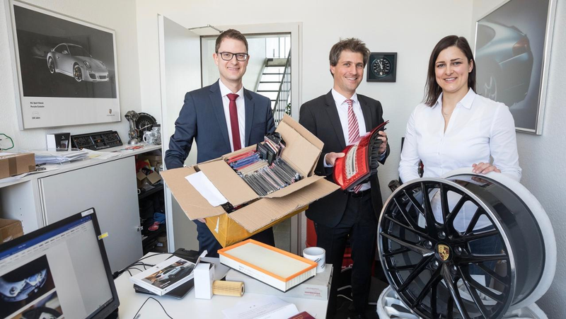 Illustration for article titled Porsche Has Its Own Counterfeit Busters